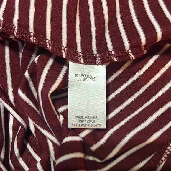 Cold Shoulder Dress - Picture 3 of 3